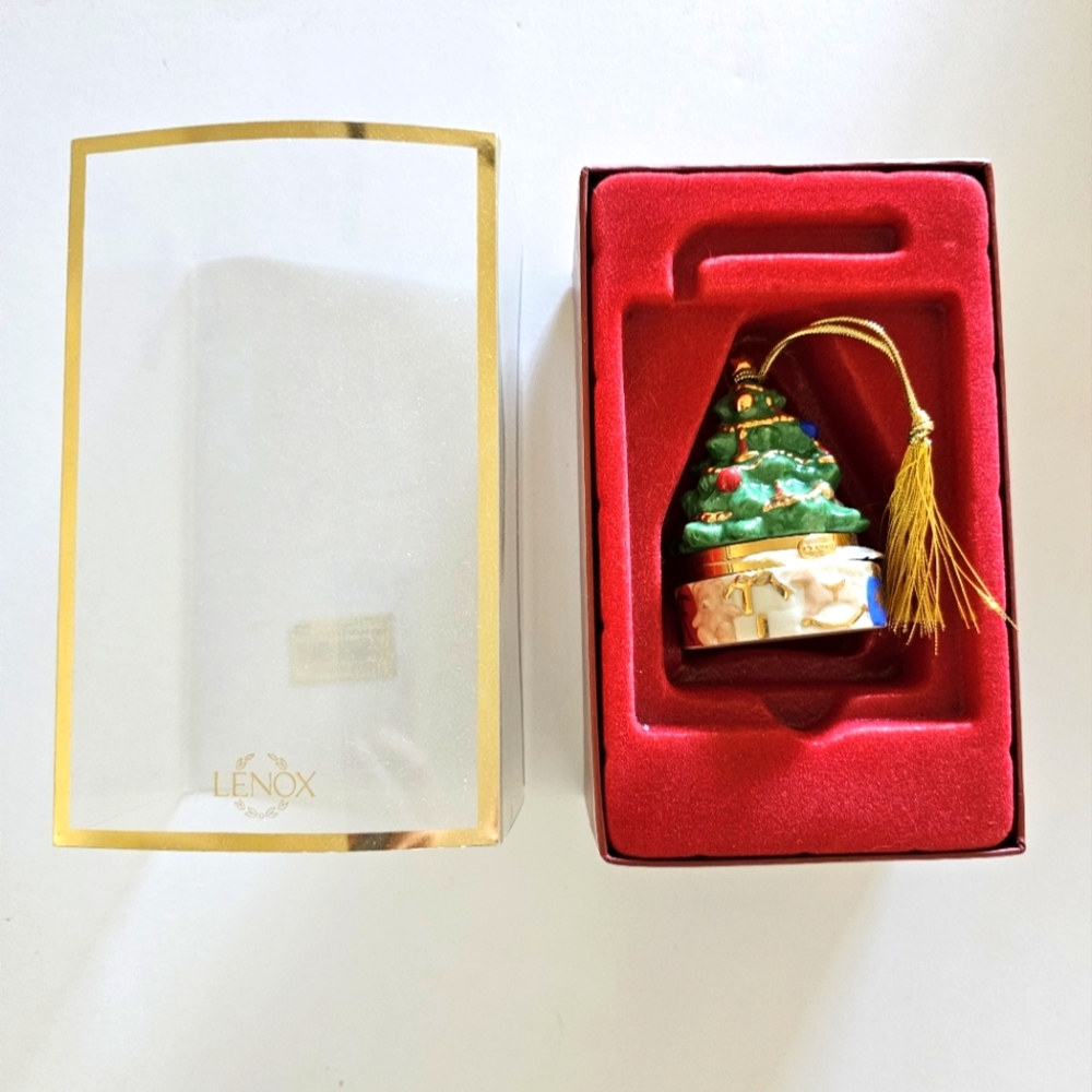 Vintage Lenox Porcelain Christmas Tree Trinket Box with original box collector